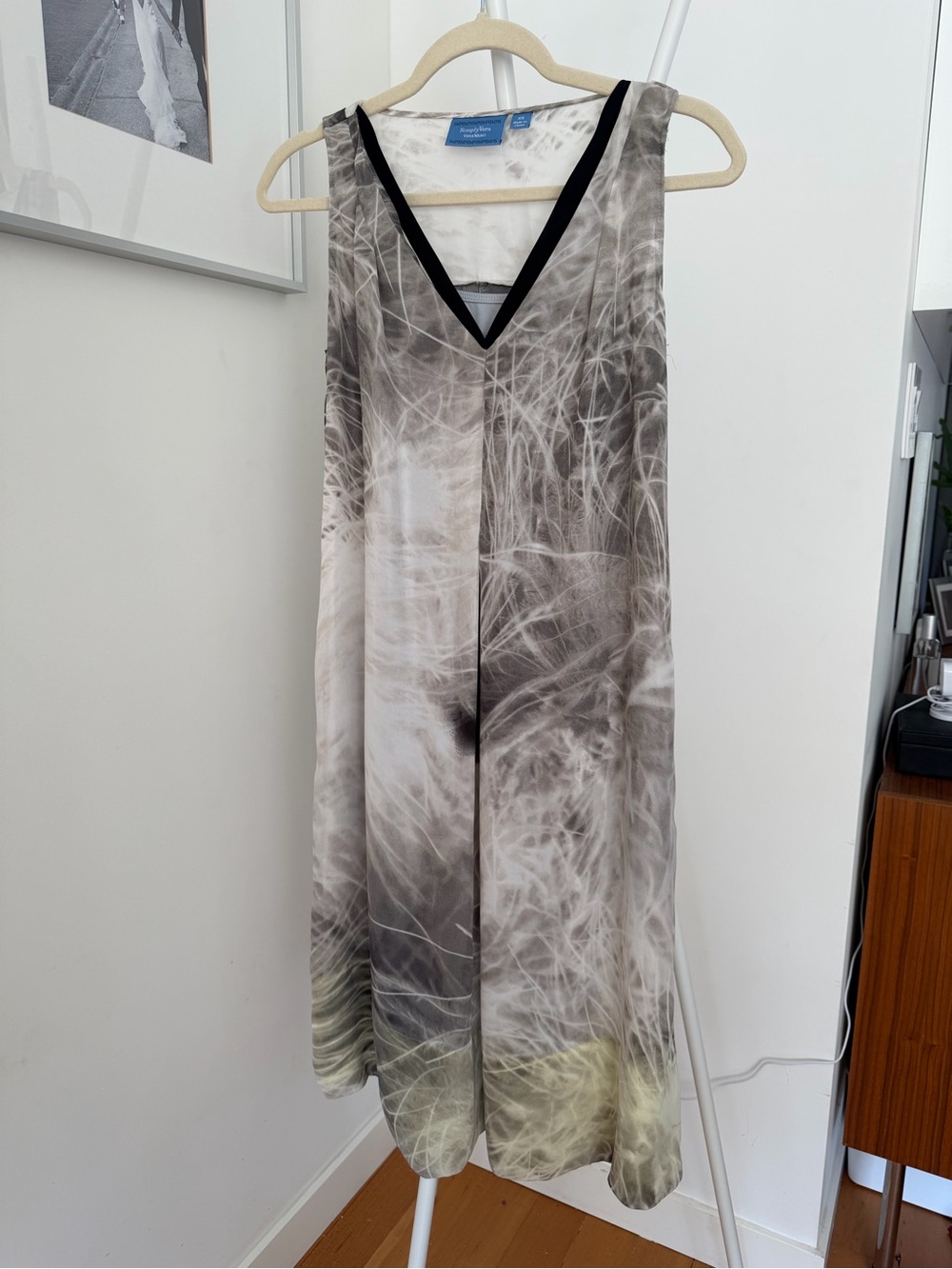 Simply Vera Vera Wang Gray and White Printed Midi Dress